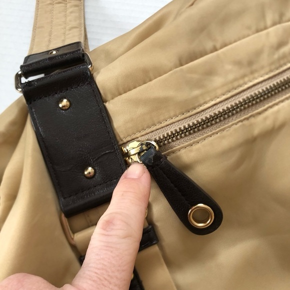 GAP Expandable Tote Bag - Picture 10 of 16